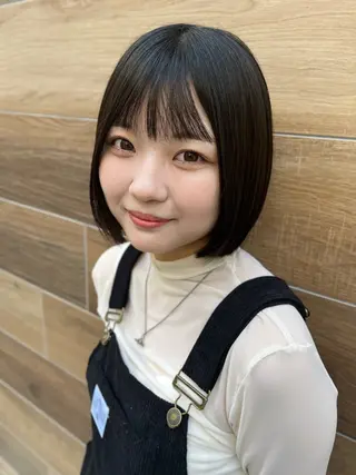 ショート カラー パーマ ヘアアレンジ ®️レイヤー/透明感 カラー/星野六三四のヘアスタイル