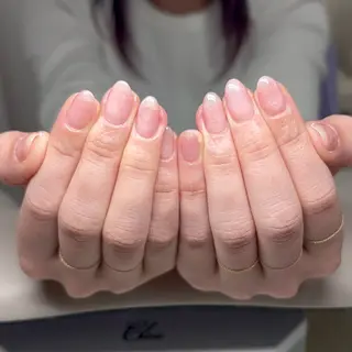 ネイル nailsalon vi+新人LiLiのネイルデザイン