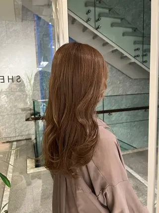 ロング SHEA.所属・表参道SHEA Am i／レイヤーカットのヘアスタイル