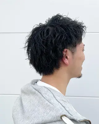 パーマ メンズ まさき✂︎ブリーチ／ デザインカラーのヘアスタイル