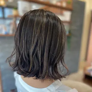 セミロング 加藤 実穂のヘアスタイル