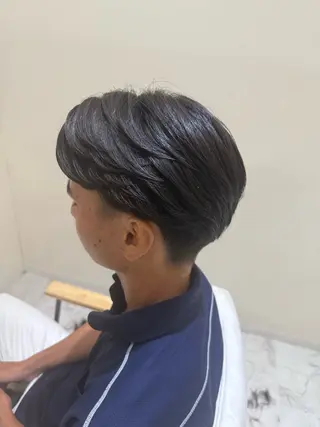 ショート 井上 歩のヘアスタイル