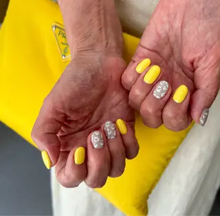 ネイル ネイルサロン 北野坂のネイルデザイン