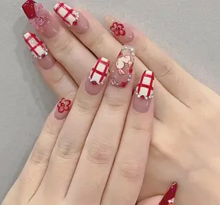 ネイル H1 ネイル サロンのネイルデザイン