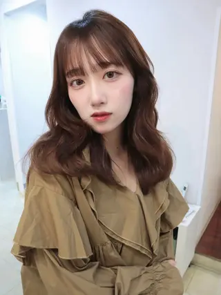 セミロング kchiara所属・yura /レイヤーカットのヘアスタイル