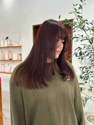 セミロング カラー 匂坂 美優のヘアスタイル