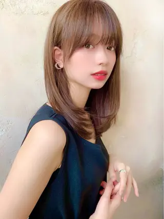 ミディアム カラー レイヤー/韓国 ハイトーン興津史弥のヘアスタイル