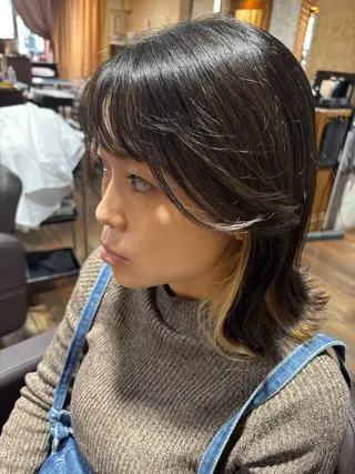 ミディアム 飯田 ほのかのヘアスタイル