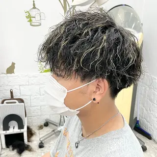ショート カラー パーマ メンズパーマ特化 玉置のヘアスタイル