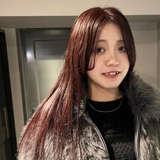 カラー 北見 桃夏のヘアスタイル