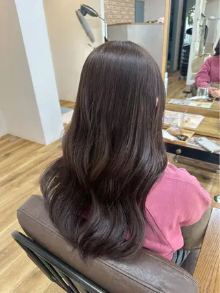 ロング カラー bifino moda所属・山口 凛のヘアスタイル
