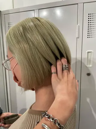 ショート カラー 💘MICOTO藤沢 髪質改善ブリーチ💘のヘアスタイル