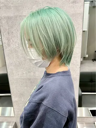 ショート カラー SEINA️️/烏丸 ブリーチ/ハイトーンのヘアスタイル