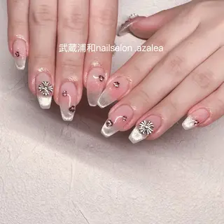 ネイル R inのネイルデザイン