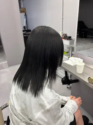 ミディアム カラー 名古屋／デザイン／ ブリーチ/松井亮磨のヘアスタイル