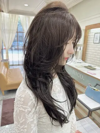 ロング nico. Julieのヘアスタイル