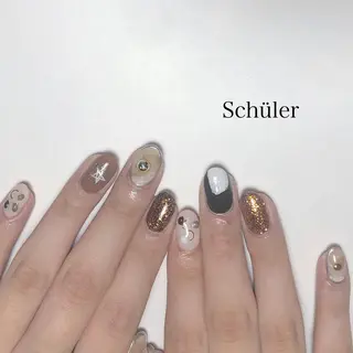 ネイル Schüler所属・野内 まきのネイルデザイン