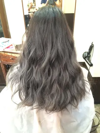 セミロング カラー 透明感カラー特化型 NAOKIのヘアスタイル