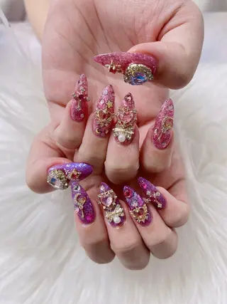 ネイル 菲菲ネイルサロン所属・FF フィフィネイルサロンのネイルデザイン