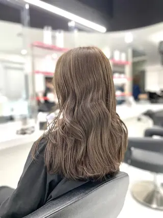 カラー 透明感ベージュ🪽 髪質改善🤎Rinのヘアスタイル