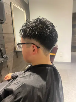 ショート パーマ AMI NAMIHIRAのヘアスタイル