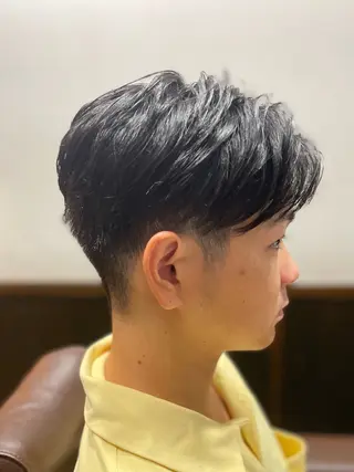 パーマ メンズ 横浜フェードカット 田嶋勇祐のヘアスタイル