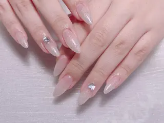 ネイル KARI ネイルサロンのネイルデザイン