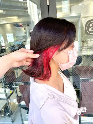 ミディアム カラー 横山 奈央のヘアスタイル