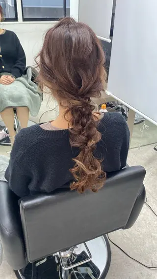 ロング カラー ヘアアレンジ ハイライト、レイヤー カット/西梅田/中西のヘアスタイル