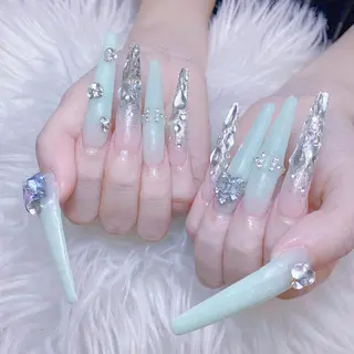 ネイル ANH NAIL ゴテゴテ専門店💎のネイルデザイン