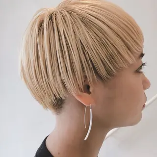 ショート カラー シロ ⭐︎のヘアスタイル