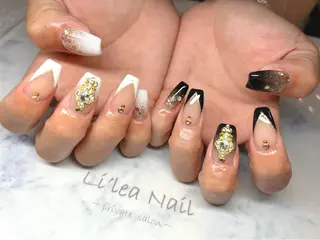 ネイル Li'leaNail AINAのネイルデザイン