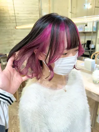 ショート カラー kai .のヘアスタイル