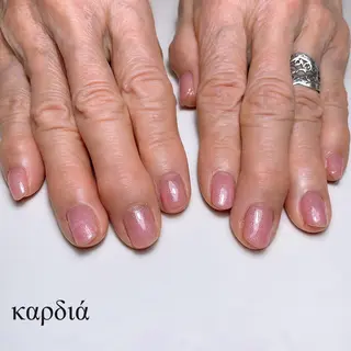 ネイル καρδιά -ｶﾙﾃﾞｨｱ-のネイルデザイン