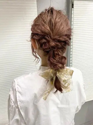 セミロング ヘアアレンジ きよはらちさき🍑 柔らかカラー🌱🫧のヘアスタイル