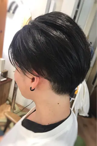 ショート 代表　清水稔也 オージュアソムリエのヘアスタイル