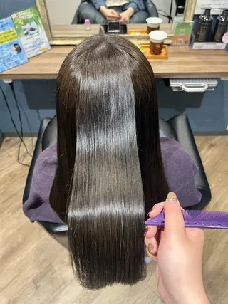 ロング カラー 近藤 七海／箕面／艶カラーのヘアスタイル