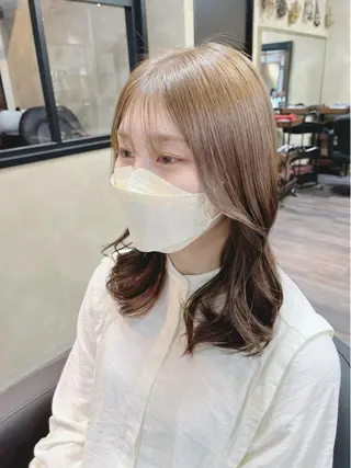 セミロング カラー ヘアアレンジ 🤍清楚系 韓国レイヤー🤍拓朗のヘアスタイル