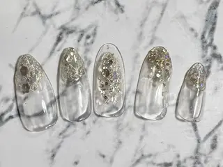 ネイル ❤️💛🩵京橋 痛ネイル⭐️3Dのネイルデザイン