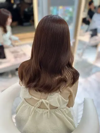 セミロング Lond Emi 艶髪モテヘアのヘアスタイル