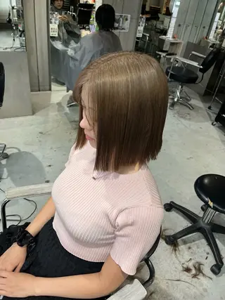ショート カラー 暖色/まろベージュ/ シカタユウカのヘアスタイル