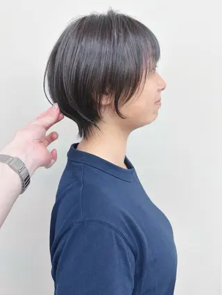 ショート とうい/パーマボブ/ くせ毛/丸みボブのヘアスタイル