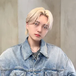 ミディアム カラー メンズ 岡田大志🇰🇷 中/韓メンズヘアのヘアスタイル