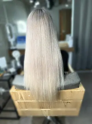 カラー ロング パーマ メンズ ヘアアレンジ 深夜美容師🌞yuu イメチェンお任せ🩷のヘアスタイル