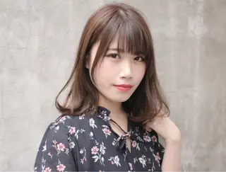 ミディアム カラー パーマ ヘアアレンジ ⭐️𝑭𝑰𝑳𝑴𝑶𝑹𝑴𝑨𝑳𝑬⭐️【フィルモルメール】所属・トレンドヘア🩶 艶髪🩶yoshiのヘアスタイル