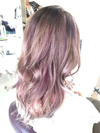 ロング カラー 松本 明日可のヘアスタイル