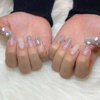 ネイル studio tam 髙橋彩夏のネイルデザイン