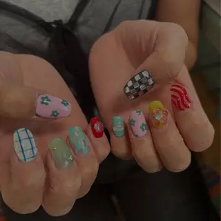 ネイル 爪塗屋 さんのネイルデザイン