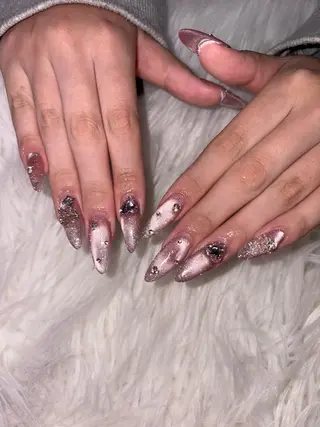 ネイル SHION  のネイルデザイン