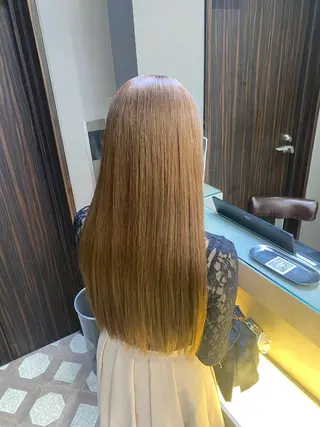 ロング カラー noa 寒色系カラーブリーチのヘアスタイル